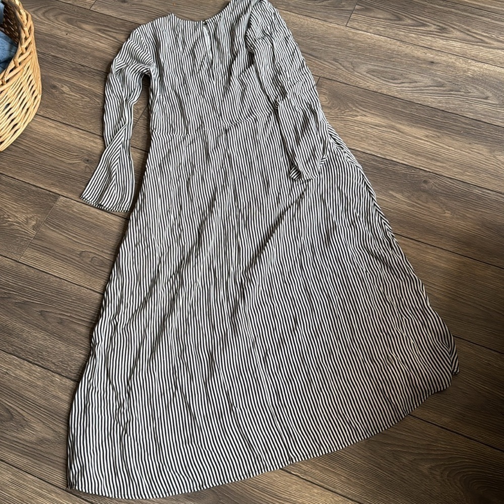 Something Navy striped dress long sleeve size xs - Picture 9 of 12
